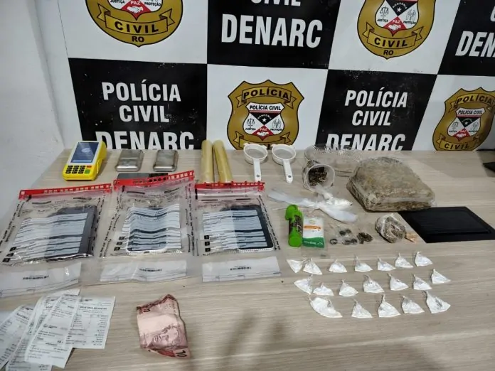 Denarc flagra irmãos com drogas durante Operação Desarme em Porto Velho
