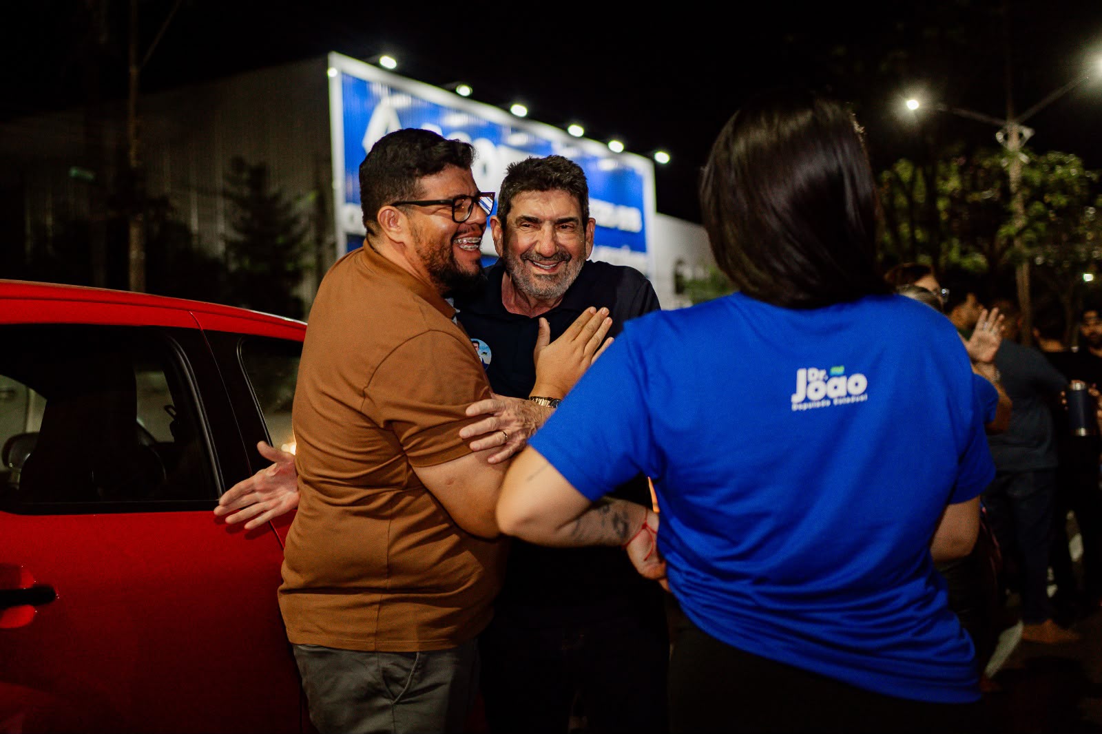 Dr. João mobiliza base em ‘corujão’ e dá largada em campanha para reeleição em Tangará da Serra