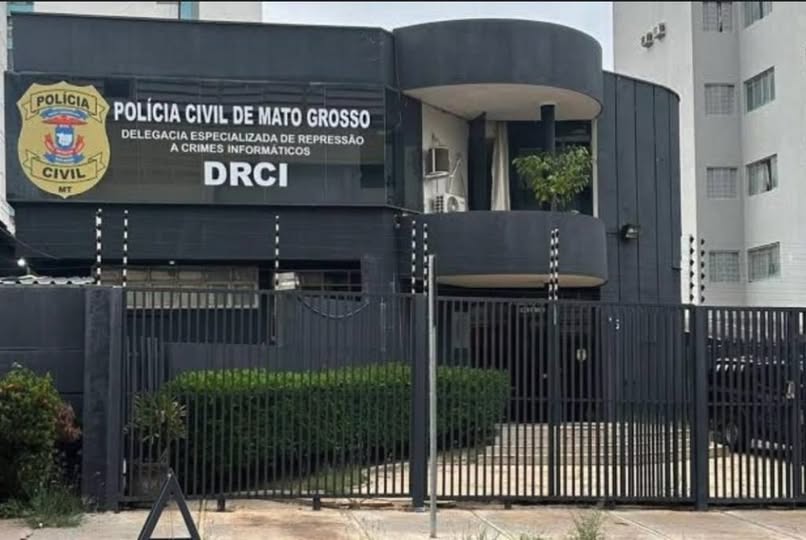 CESI-MT: Polícia Civil cumpre mandados contra investigado por armazenamento de pornografia infantil em Tangará da Serra