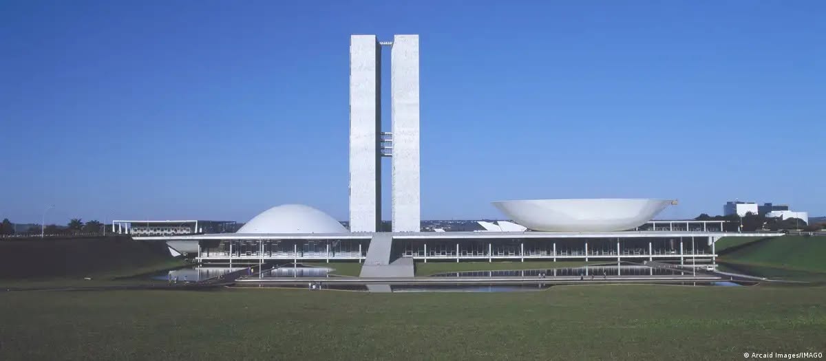 Menos disputada, eleição terá candidatos mais velhos e ricos