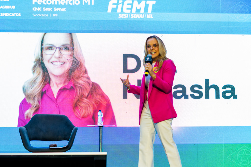 MESA PERMANENTE: Durante sabatina, Natasha garante setor produtivo dentro do seu governo