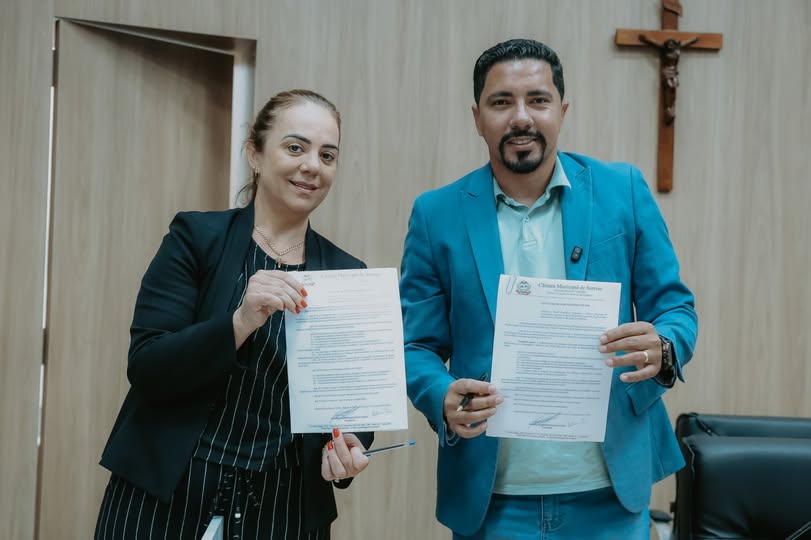 Após derrubada de vetos, presidente da Câmara de Sorriso promulga leis de autoria do Legislativo