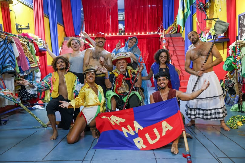 HÁ 40 ANOS FAZENDO TEATRO NA RUA, AMIR HADDAD DEFENDE FINANCIAMENTO ARTÍSTICO DIRECIONADO