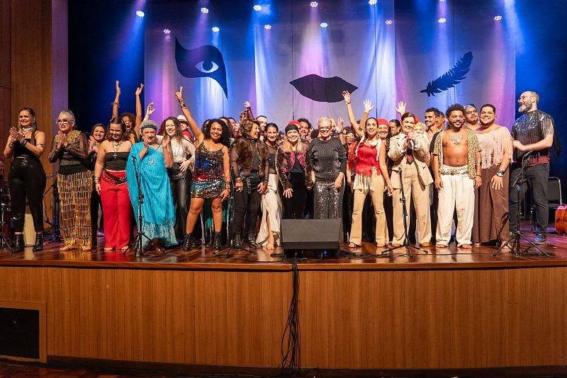 Coro Experimental homenageia Ney Matogrosso em show na UFMT