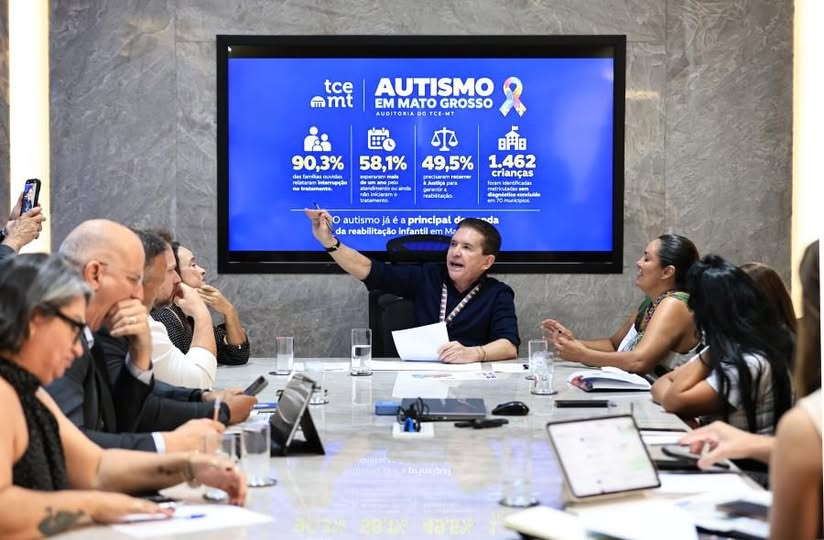 Sérgio Ricardo recebe famílias atípicas que denunciam problemas no atendimento da rede estadual e anuncia apuração do TCE-MT