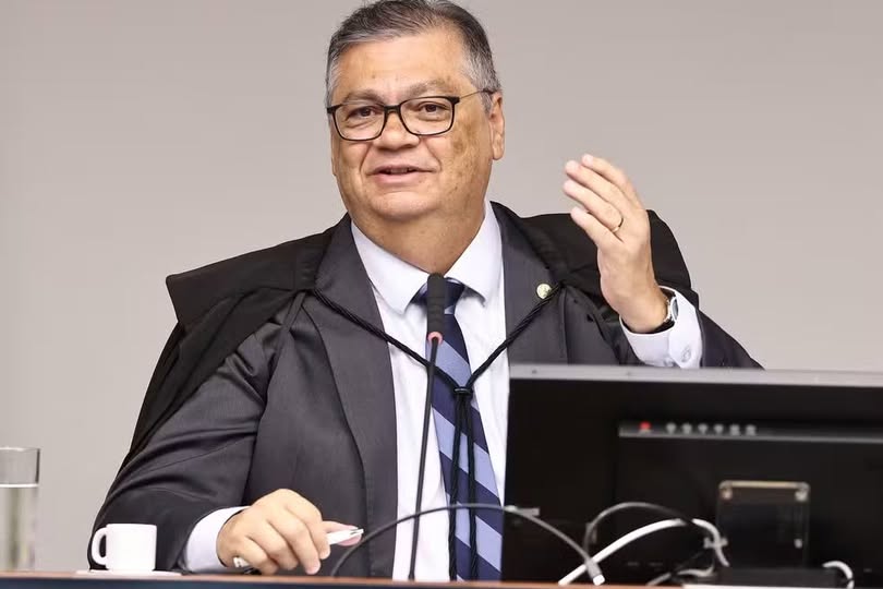 Dino derruba decisão de Mendonça e libera postagem sobre Nossa Senhora