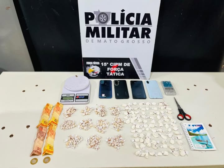 Força Tática prende traficantes com 298 porções pasta base e cocaína em VG