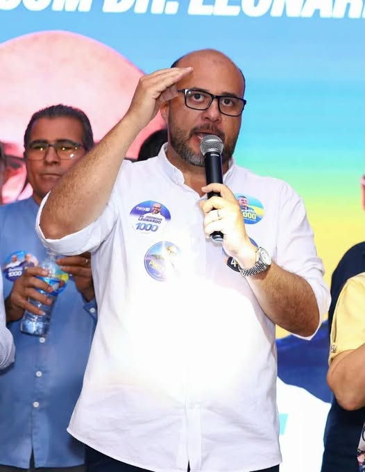 ATAQUE À CAMPANHA; Tentativa de sabotagem: adversários espalham material falso nas ruas de Cáceres contra Dr. Leonardo