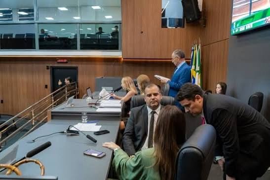 Chapa “Lealdade e Compromisso” : Ilde Taques é eleito por unanimidade