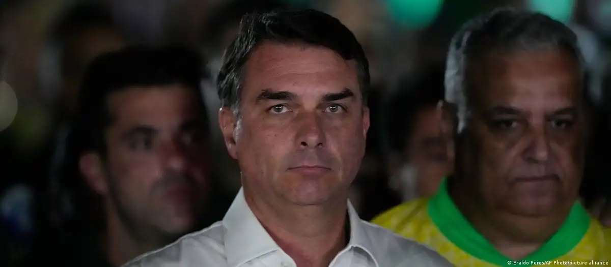 DERROTADO: Flávio chama resultado de "sacanagem" e não reconhece derrota