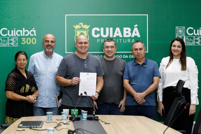 Prefeito concede RGA de 5,32% aos servidores e destaca economia na gestão