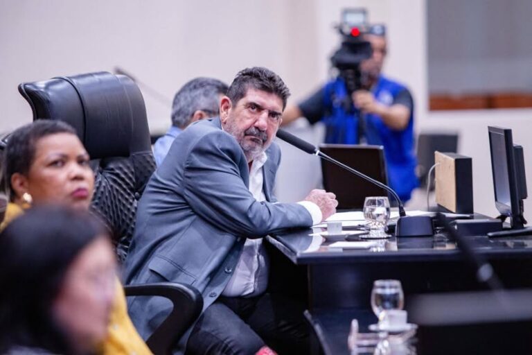 LEIS NÃO REGULAMENTADAS: Dr. João lidera audiência pública para garantir carteirinha e isenção de IPVA para portadores de fibromialgia