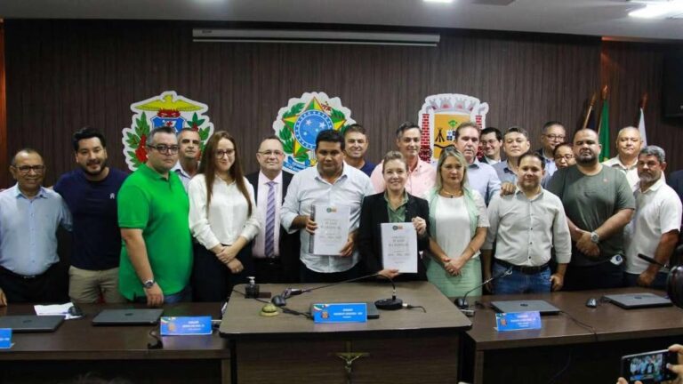 PARABÉNS VÁRZEA GRANDE: Prefeitura antecipa entrega do Plano Plurianual à Câmara de Vereadores