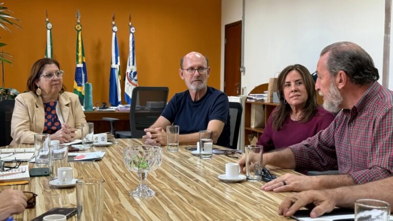 Avallone visita o HMC, Santa Casa e UFMT na busca de melhorias para a saúde mental